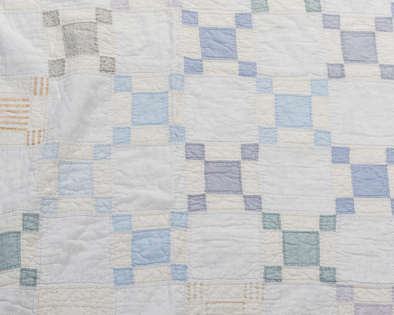 Five vintage quilts - Image 6 of 7