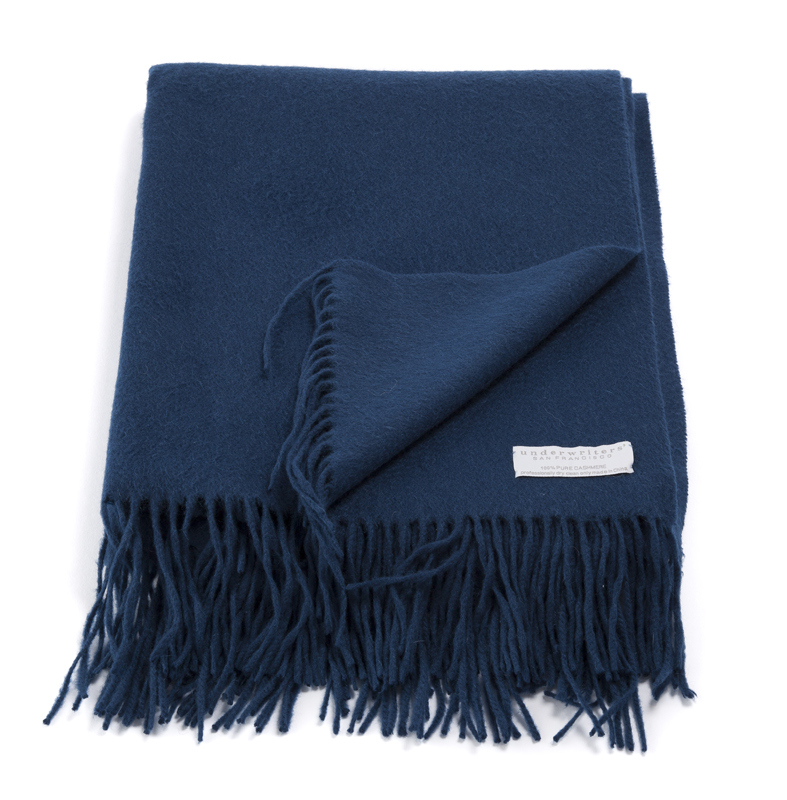 A group of cashmere blankets, including Pratesi - Image 11 of 11