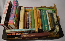 Selection of books including old Noddy books, art themed, ornithology,