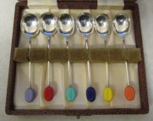 Cased set of silver coffee bean spoons Sheffield 1957 maker Cooper Brothers & Sons total weight 1.