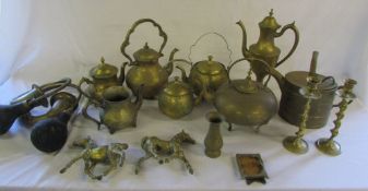 Various brass ware inc kettles,