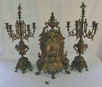 Large brass clock garniture (clock H 61 cm,