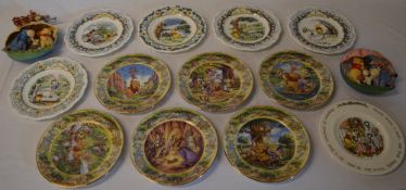 Royal Doulton & Bradford Exchange Winnie the Pooh collectors plates and 2 wall plaques