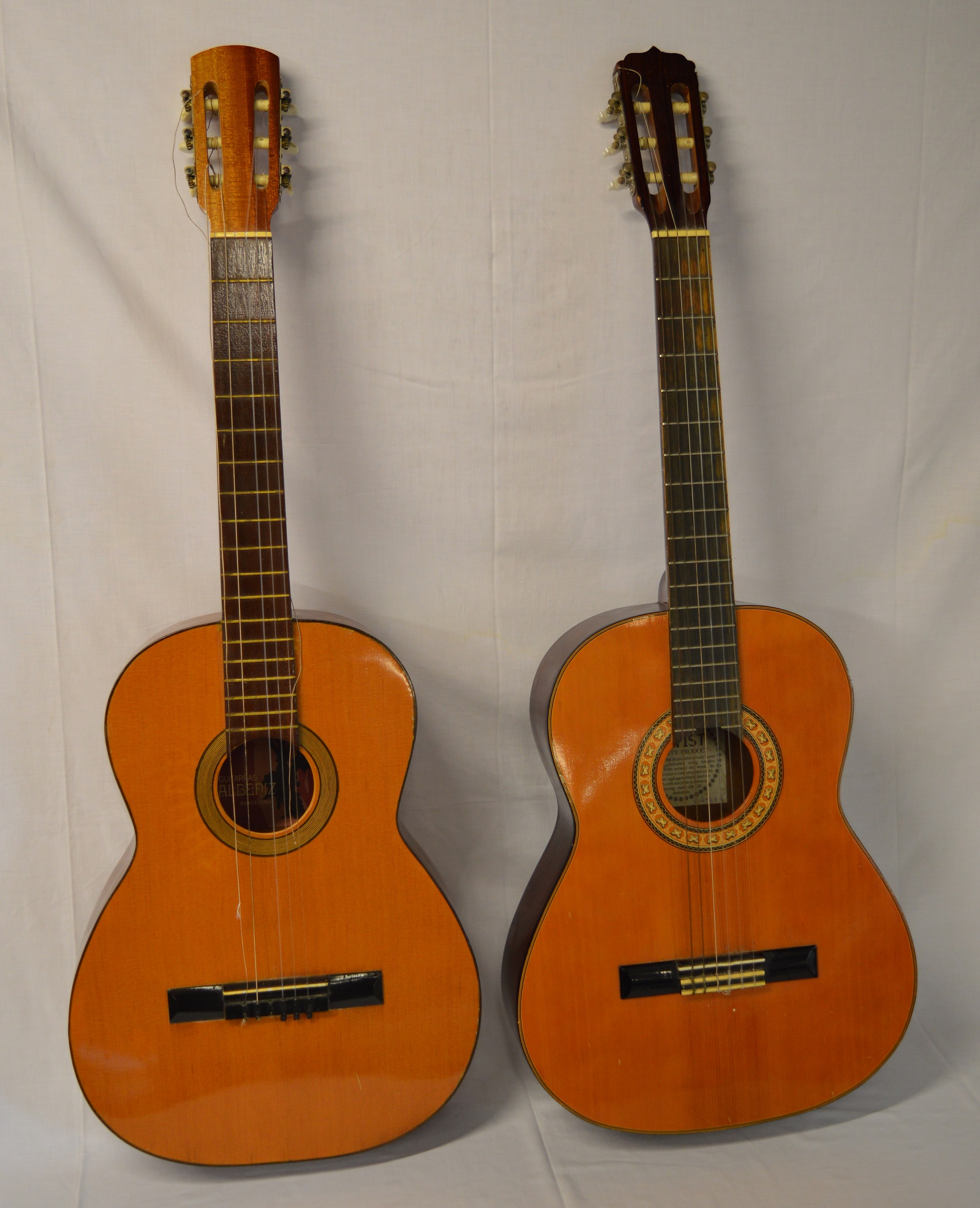 2 acoustic guitars