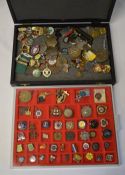 2 boxes of mixed badges / medallions