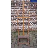 APA artist's easel