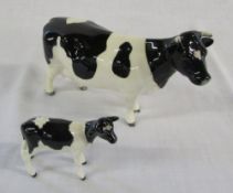 Beswick Friesian cow CH Claybury Leegwater and calf