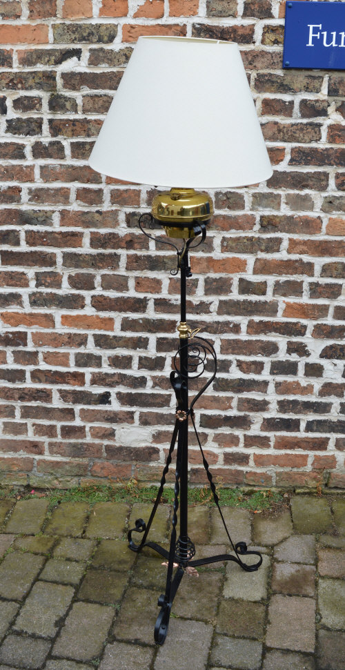 Wrought iron & brass standard lamp converted from a paraffin/oil lamp - Image 2 of 2