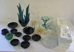 Assorted glassware inc vase,