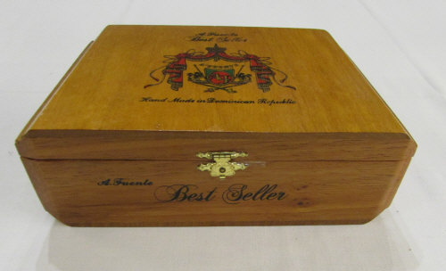 Box of 25 A Fuente Best Seller Especial hand made Dominican Republic cigars