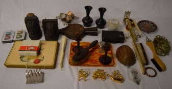 Mixed lot including clothes brushes, dressing table set,