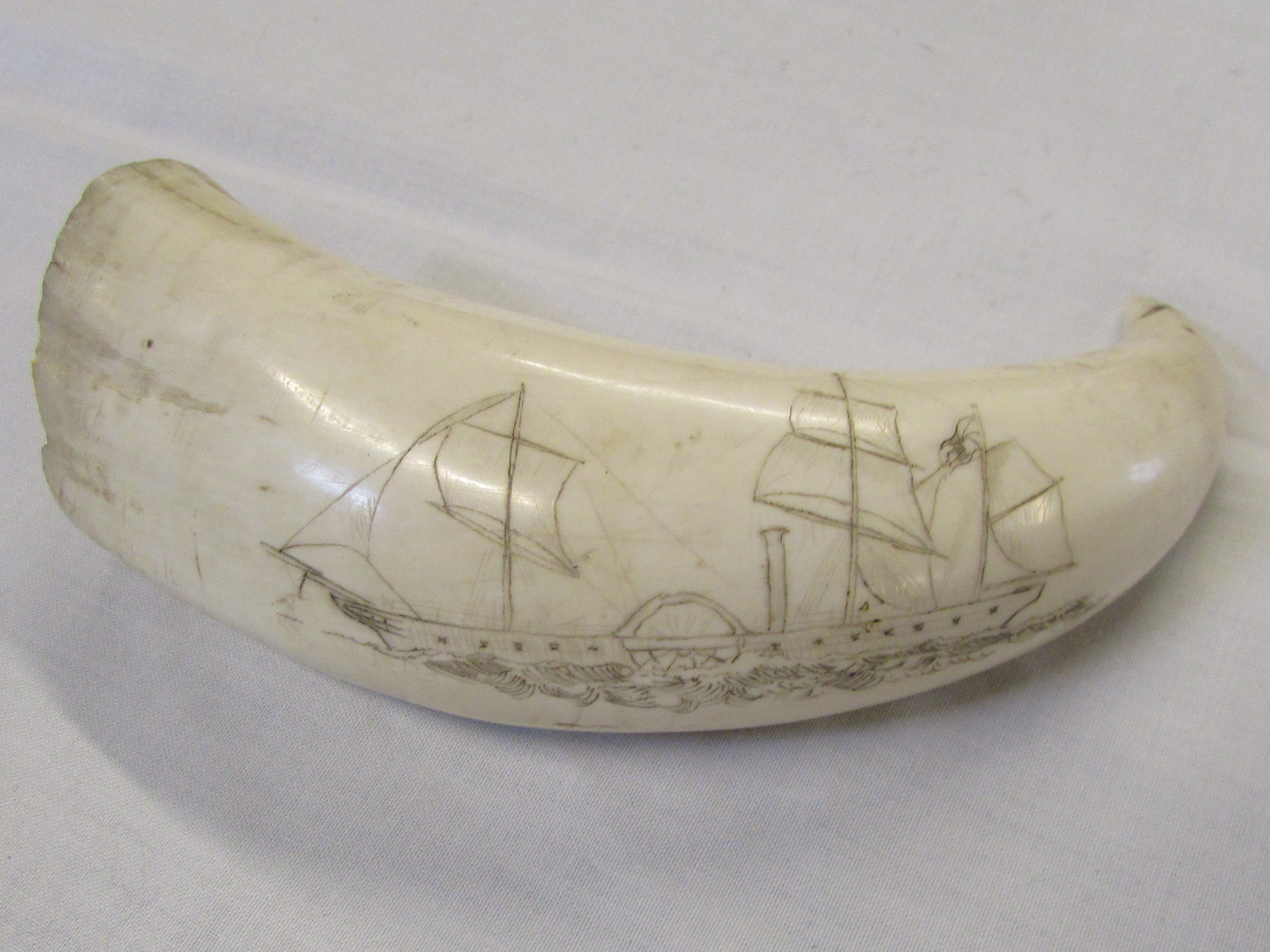 5 pieces of replica scrimshaw ware - Image 2 of 7