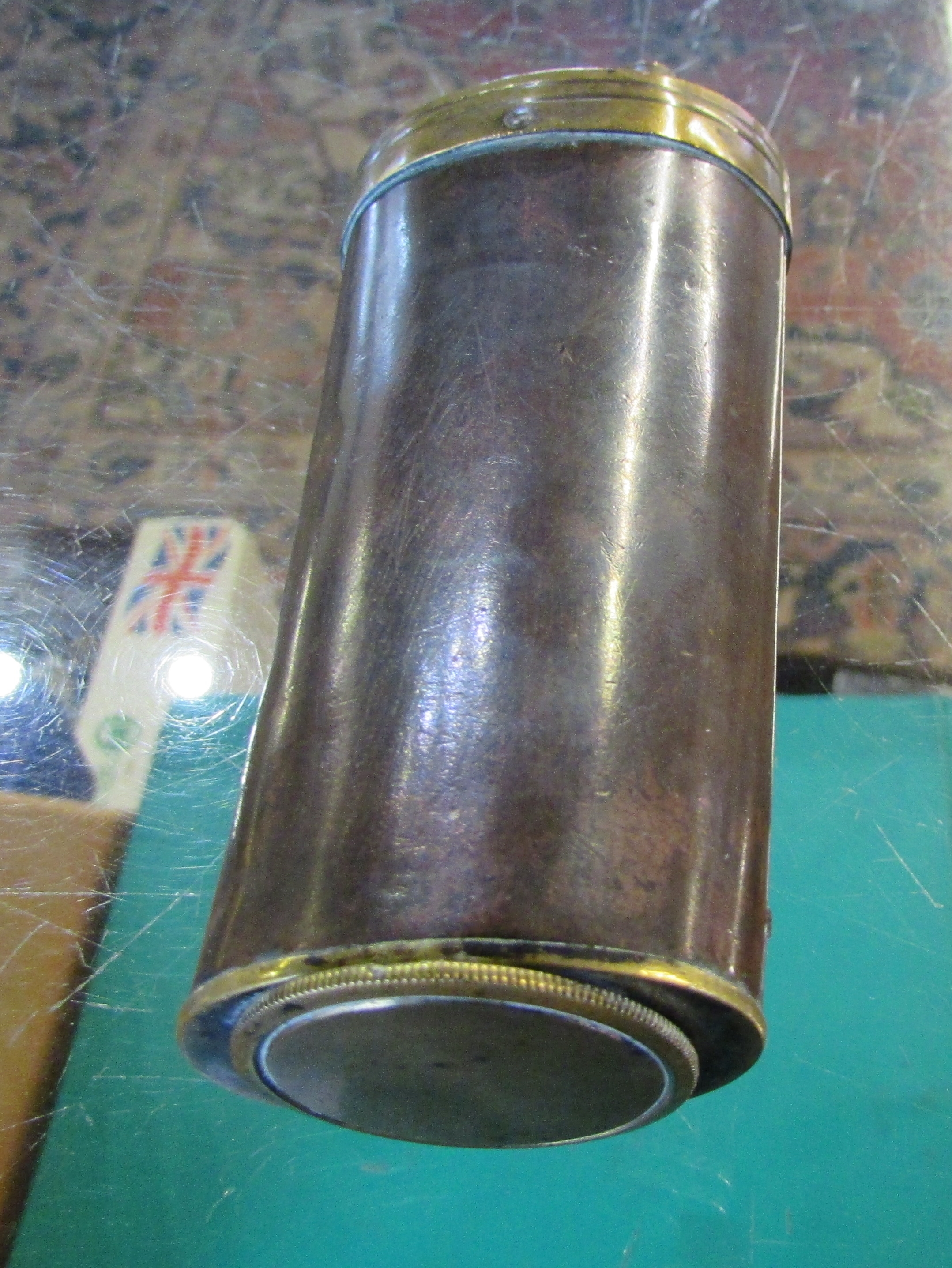 3 way powder, shot and cap flask by Sykes, vesta case, small cigarette box (possibly pewter), - Image 4 of 5