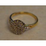 18ct gold diamond cluster ring, approx 0.25ct of diamonds total, approx weight 3.