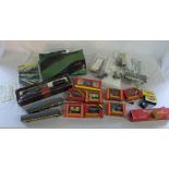 Various model train accessories inc train, carriages,