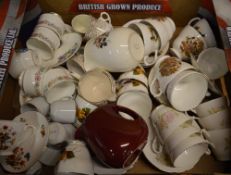 Assorted ceramics including Royal Park & Paragon