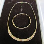 9ct gold tri tone necklace and bracelet total weight 25.