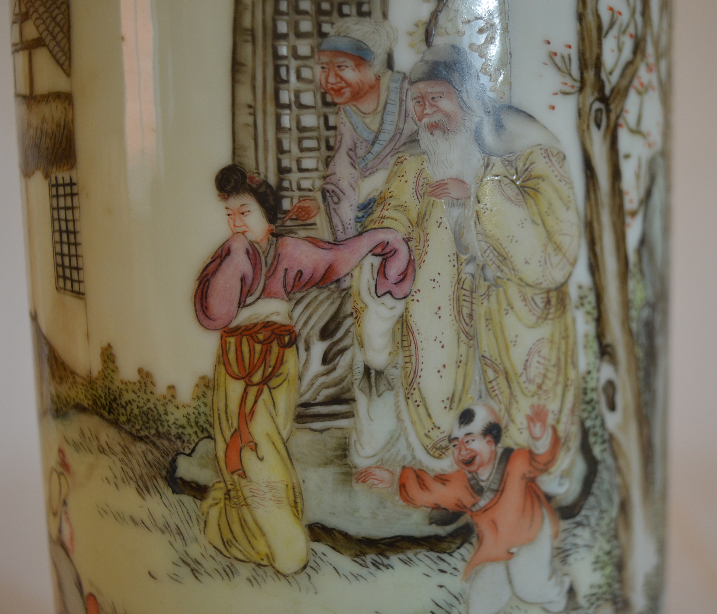 Cylindrical hand painted Chinese Republic famille rose vase with inscription to side & - Image 10 of 10