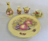 Selection of Aynsley 'orchard gold' ceramics