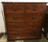 Mid Victorian mahogany veneer chest of drawers with turned handles W119cm H122cm D51cm