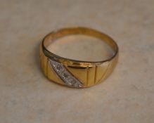 9ct gold signet style ring, approx weight 2.