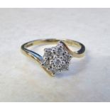 9ct gold diamond cluster ring approx 0.
