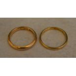 2 22ct gold wedding bands, approx weight 6.