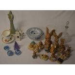 Various Pendelfin (many broken, AF) crested china,