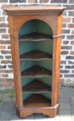 Georgian style open corner unit with 4 serpentine fronted shelves