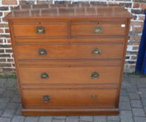 Mahogany chest of drawers (some handle missing/broken)