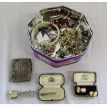 Assorted costume jewellery inc silver & a silver cigarette case (a/f)