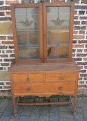 Small oak dresser with cabinet over AF