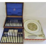 Canteen of silver plate cutlery & a Pilivite J Chomette & Son London cake plate and server