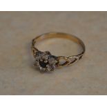 9ct gold sapphire and diamond cluster ring, approx weight 1.