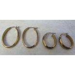 2 pairs of 9ct gold hoop earrings (3 cm drop & 2 cm drop) total weight 4 g