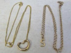 9ct gold chain with heart shaped pendant & a 9ct gold chain with the letter 'S' pendant total