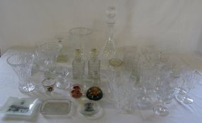 Various glassware inc decanters,