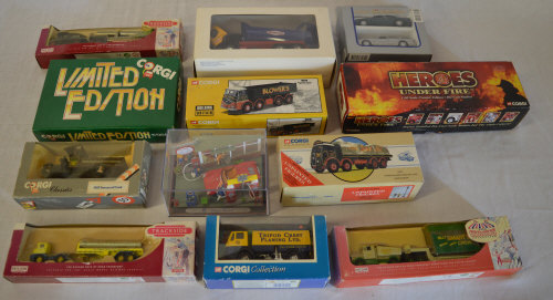 Die cast model vehicles including Corgi and Lledo