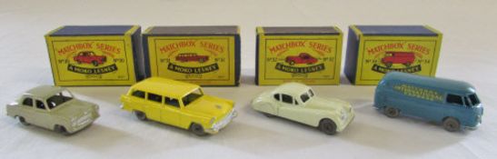 Matchbox Series A Moko Lesney no 30 'Ford Prefect', no 31 'American Ford Station Wagon',