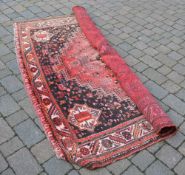 Persian style rug 307 cm x 213 cm