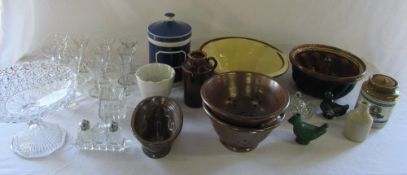 Assorted glassware inc condiment set, ceramic moulds inc Shelley,