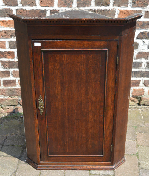 Georgian corner cupboard