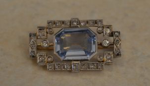 18ct gold aquamarine and diamond brooch