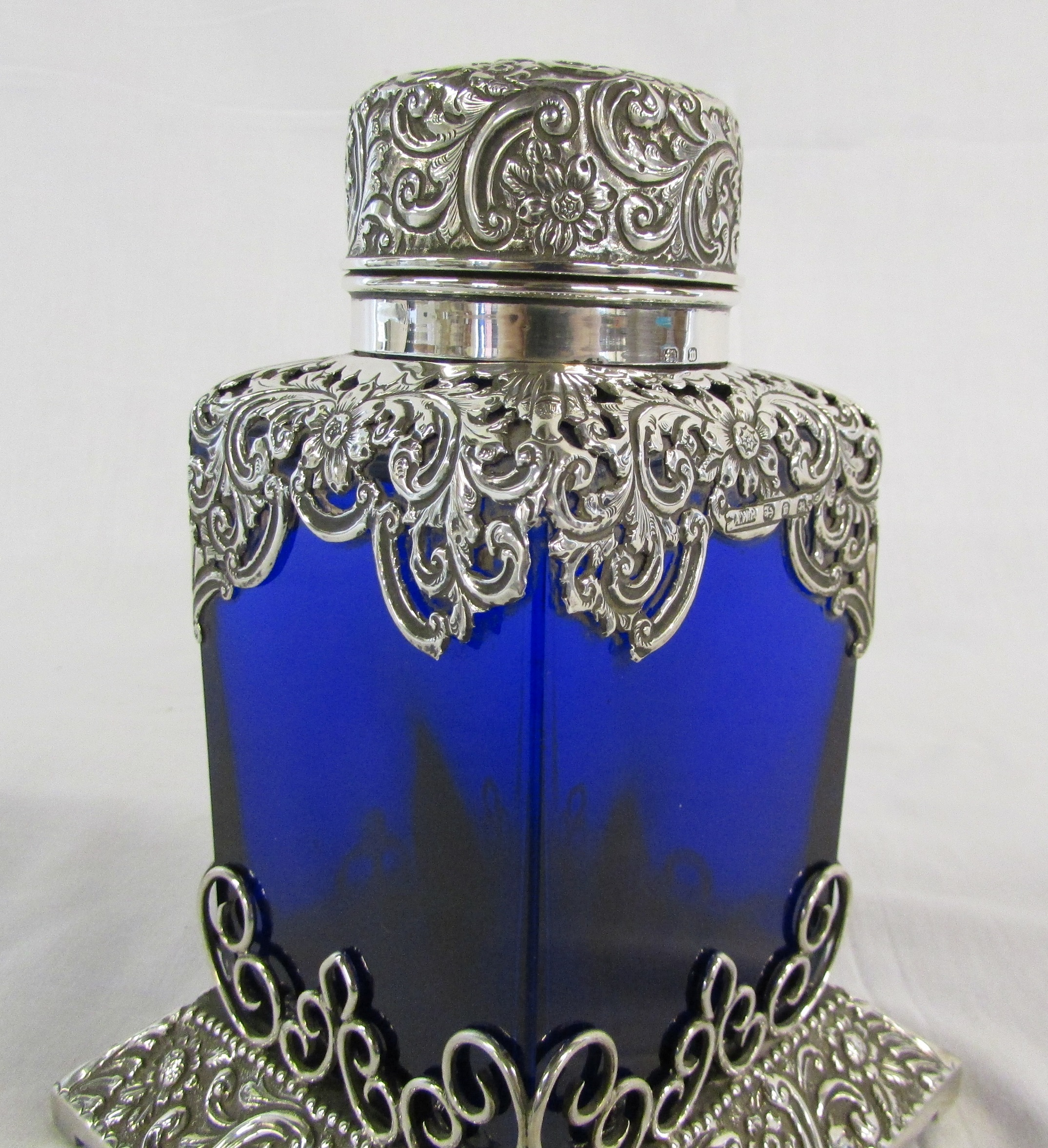 Late Victorian silver & blue glass tea cannister (two small pieces of silver missing) Birmingham - Image 2 of 2