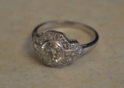 Stunning 18ct white gold Art Deco style diamond ring,