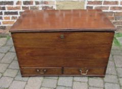 Georgian mule chest