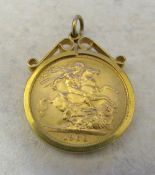 22ct gold full sovereign 1963 in a 9ct gold mount