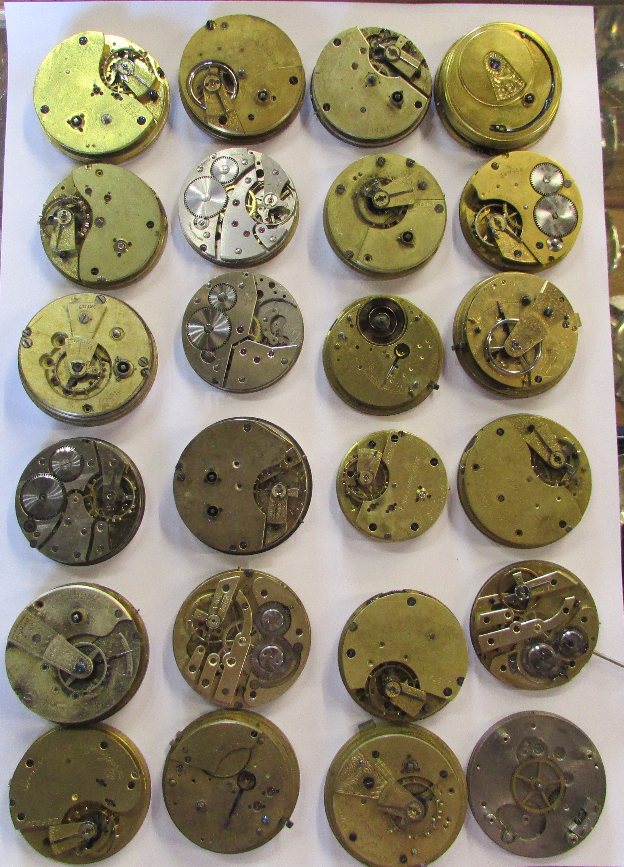 45 pocket watch movements and dials for spares or repairs, including makers Montine of Switzerland, - Image 2 of 3