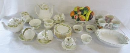 Duchess 'Greensleeves' part dinner/tea service (teapot af) and other ceramics