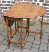 Oval oak gate leg table